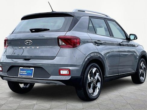 Certified 2023 Hyundai Venue Limited image 2