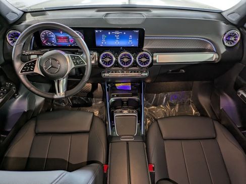 Used 2025 Mercedes-Benz GLB 250 image 18