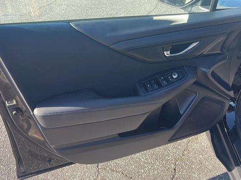 Used 2022 Subaru Outback Premium image 7