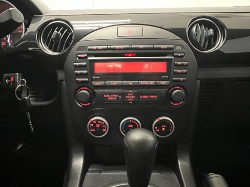 Used 2014 MAZDA MX-5 Miata Sport RWD image 19