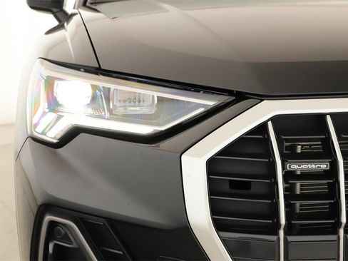 Certified 2025 Audi Q3 2.0T Premium Plus w/ Premium Plus Package image 36