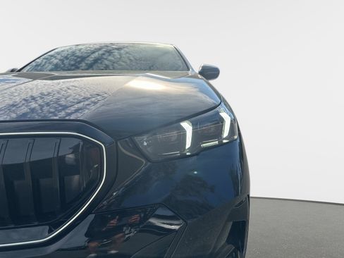 New 2026 BMW 530i w/ M Sport Package RWD image 9