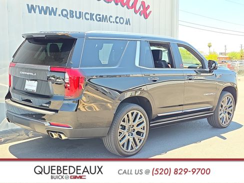 Used 2025 GMC Yukon Denali Ultimate AWD/4WD image 7