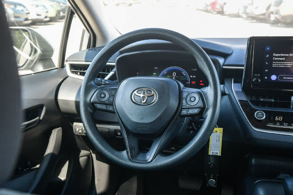 Used 2026 Toyota Corolla LE w/ Carpet Mat Package (TMS) AWD/4WD image 12