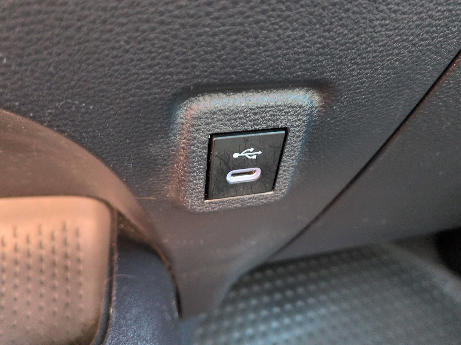 Used 2024 Toyota Corolla LE FWD image 20