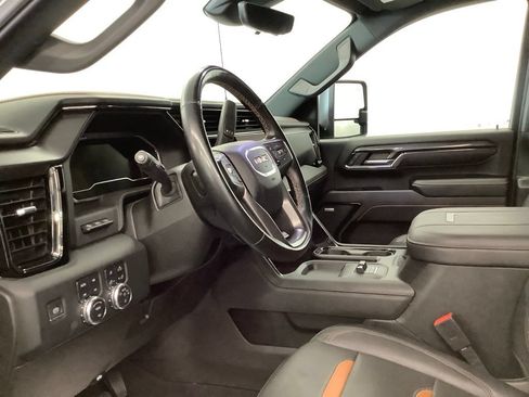 Used 2024 GMC Sierra 2500 AT4 w/ AT4 Premium Plus Package AWD/4WD image 16
