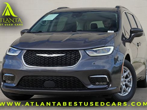 Used 2022 Chrysler Pacifica Touring-L FWD image 1