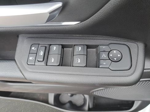 Used 2025 RAM 1500 Big Horn AWD/4WD image 28