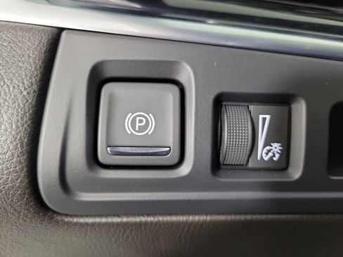 Used 2023 Cadillac XT6 Luxury FWD image 30
