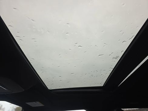 Used 2023 Ford F150 Lariat w/ Equipment Group 502A High image 28