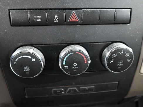 Used 2012 RAM 1500 Express image 15