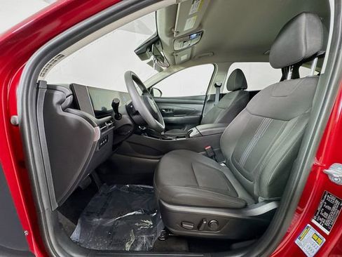 Certified 2025 Hyundai Tucson SEL FWD image 34