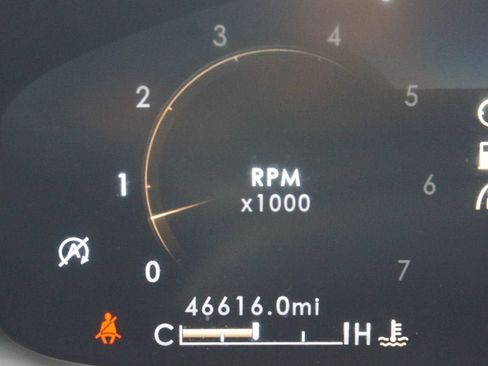 Used 2023 Lincoln Aviator Reserve w/ Equipment Group 201A AWD/4WD image 4