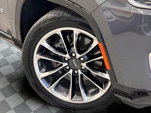 Used 2023 Jeep Wagoneer Series III w/ Premium Group I image 40