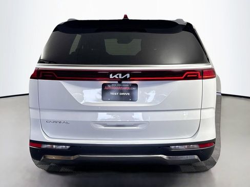 Used 2023 Kia Carnival SX Prestige FWD image 6
