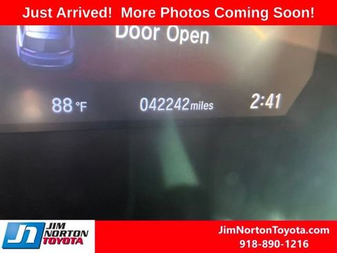 Used 2020 Honda CR-V LX image 9