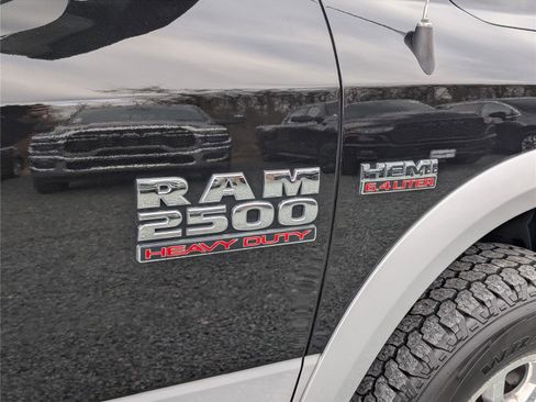 Used 2017 RAM 2500 Laramie w/ Convenience Group image 9