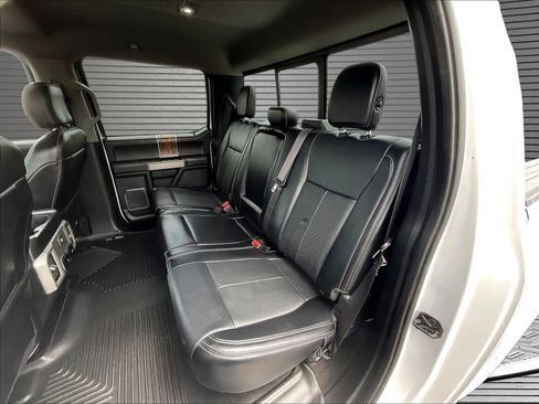 Used 2019 Ford F150 Lariat w/ Trailer Tow Package RWD image 20