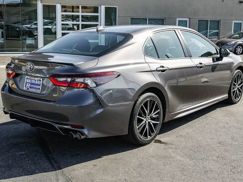 Used 2024 Toyota Camry SE FWD image 6