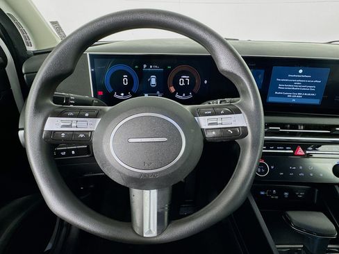 Used 2026 Hyundai Tucson SEL image 11