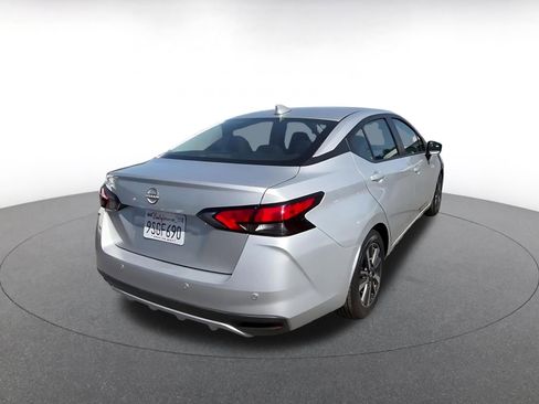 Used 2025 Nissan Versa SV FWD image 14
