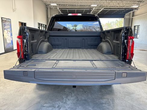 Used 2024 Ford F150 XLT w/ FX4 Off-Road Package image 8