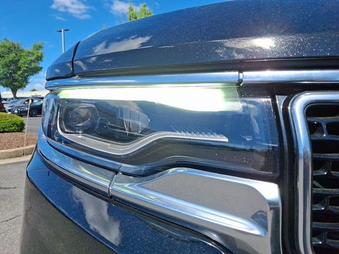 Used 2024 Jeep Wagoneer 4WD image 9