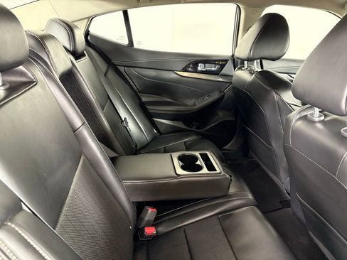 Used 2023 Nissan Maxima SV w/ Floor Mat Group image 19