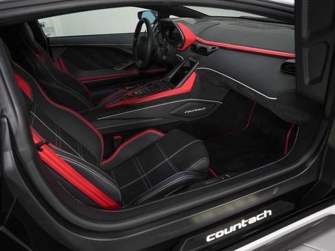 Used 2022 Lamborghini Aventador Countach AWD/4WD image 2