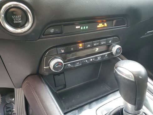 Used 2019 MAZDA CX-5 Signature image 20