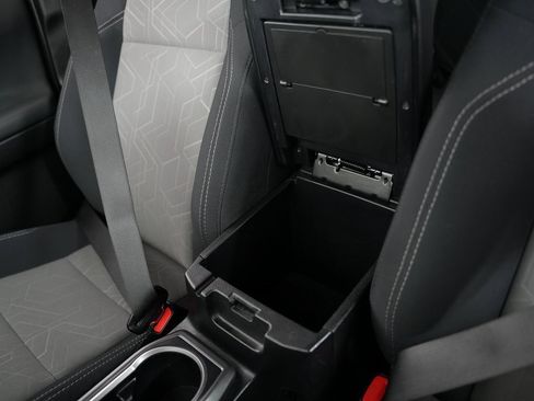 Used 2021 Toyota Tacoma TRD Sport image 37