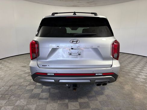 Used 2024 Hyundai Palisade Limited FWD image 4