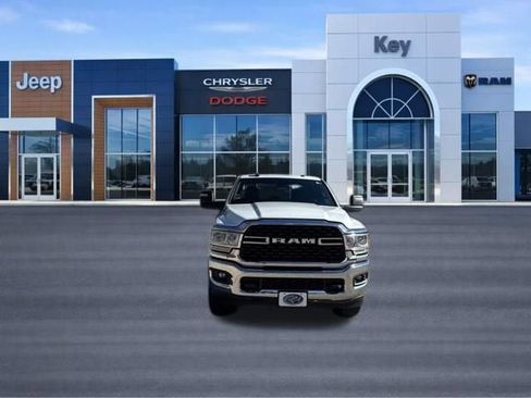 Used 2024 RAM 2500 Big Horn AWD/4WD image 9
