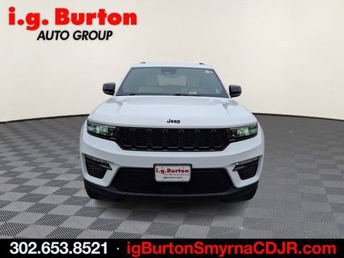 Used 2023 Jeep Grand Cherokee Limited w/ Black Appearance Package image 2