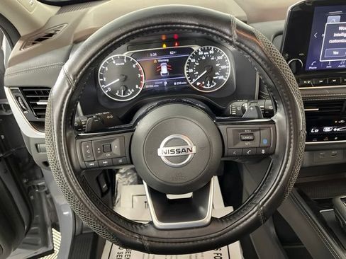 Used 2021 Nissan Rogue SL w/ Premium Package FWD image 21