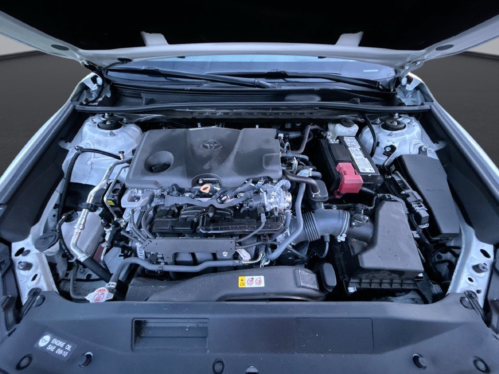 Used 2024 Toyota Camry SE FWD image 31