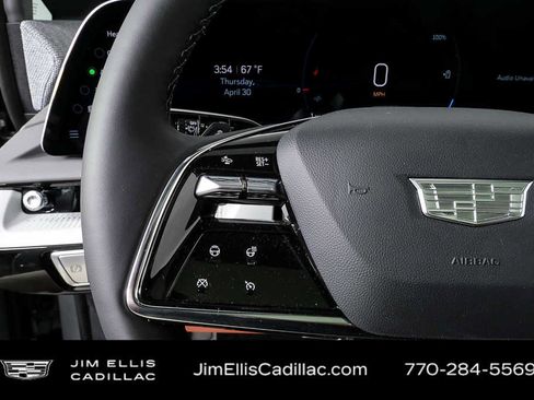New 2026 Cadillac Optiq Luxury 2 RWD image 10