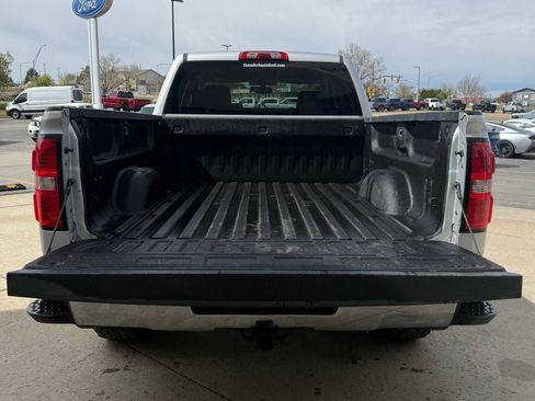 Used 2018 GMC Sierra 1500 SLE w/ Suspension Package, Off-Road AWD/4WD image 6