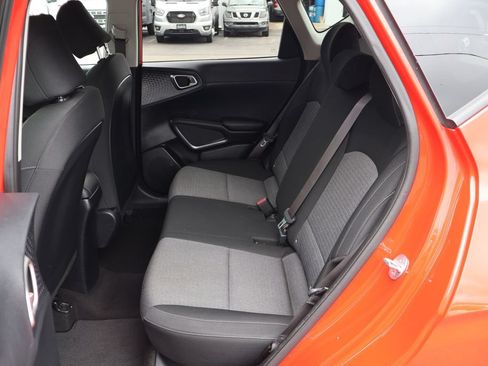 Used 2021 Kia Soul S FWD image 16