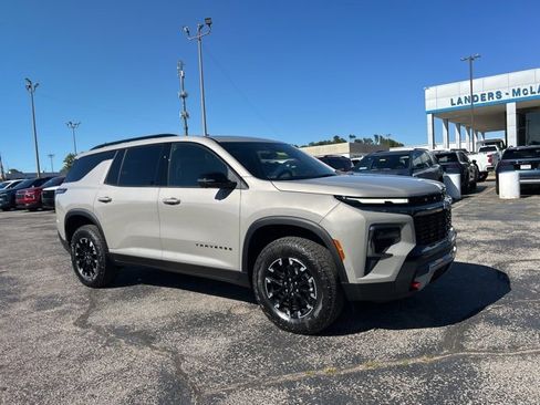New 2026 Chevrolet Traverse Z71 w/ Enhanced Driving Package image 1