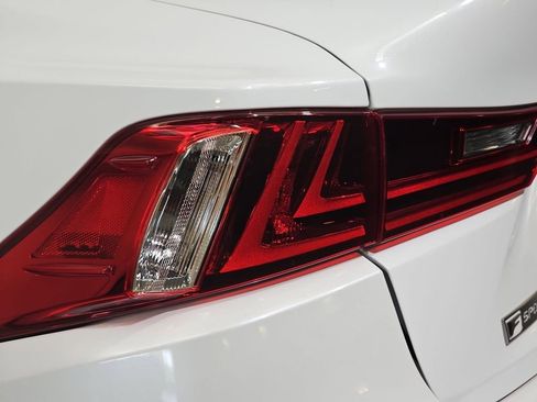 Used 2016 Lexus IS 350 AWD image 36