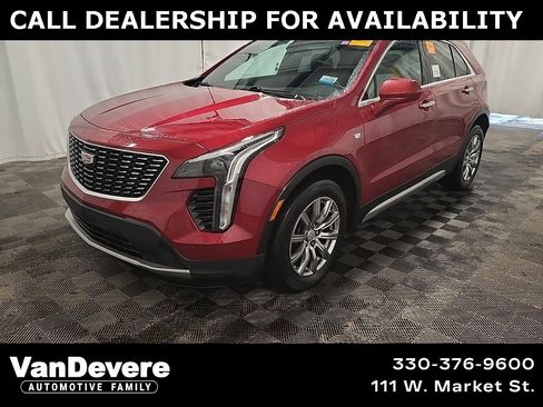 Used 2019 Cadillac XT4 Premium Luxury image 1