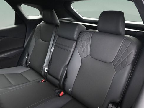 Used 2025 Lexus RX 350 Premium image 32