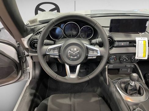New 2025 MAZDA MX-5 Miata Club image 10
