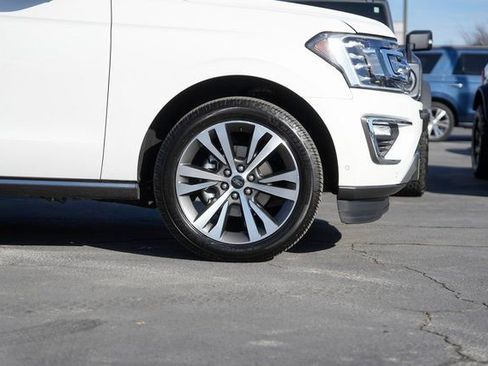 Certified 2021 Ford Expedition Limited image 4