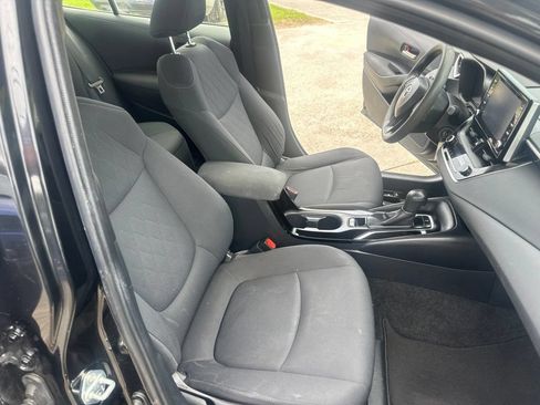 Used 2020 Toyota Corolla LE FWD image 10