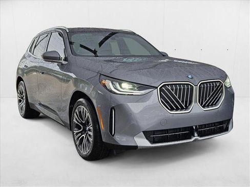 Used 2025 BMW X3 xDrive30i w/ Convenience Package image 7