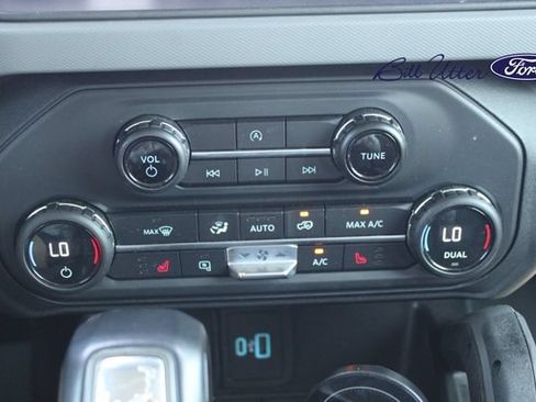 Used 2021 Ford Bronco Big Bend w/ Sasquatch Package AWD/4WD image 15