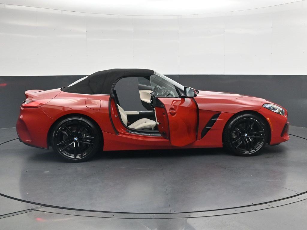 Used 2019 BMW Z4 sDrive30i w/ M Sport Package RWD image 34