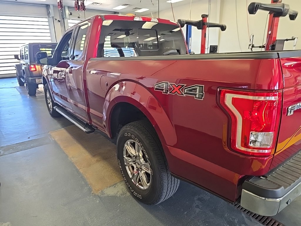 Used 2015 Ford F150 XLT w/ Equipment Group 302A Luxury AWD/4WD image 4